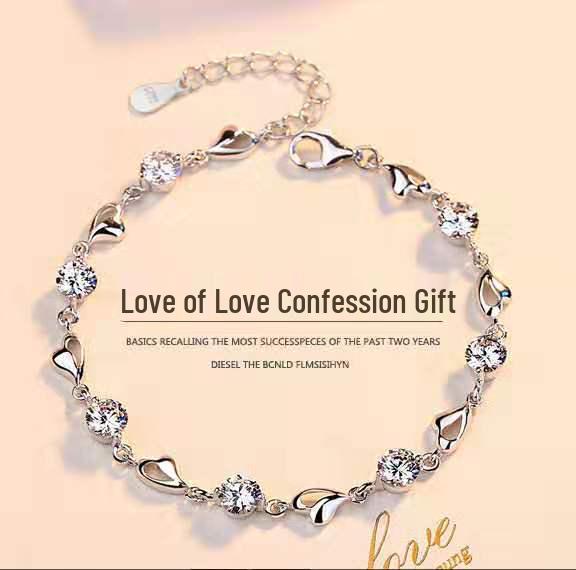 Four-Leaf Clover Handmade Lucky Bracelet for Women, Simple European and American Style, Perfect for Students and Friends