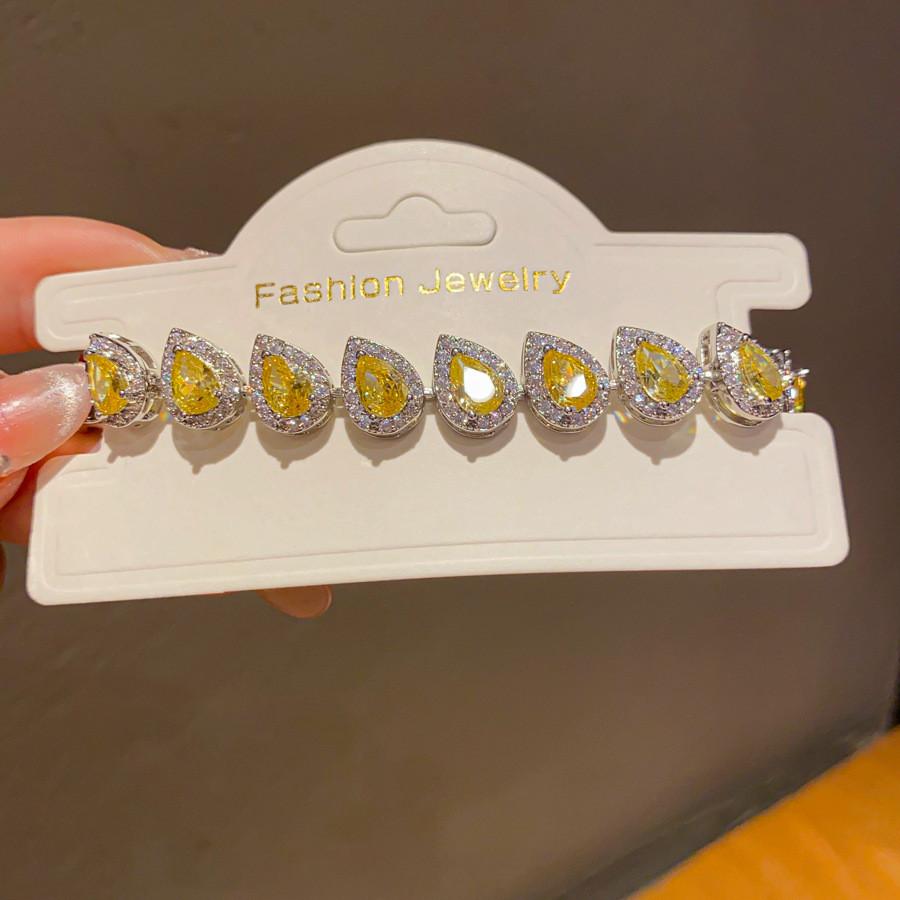 Copper Zircon Water Drop Bracelet For Women With Elegant Casual Style SilverYellow