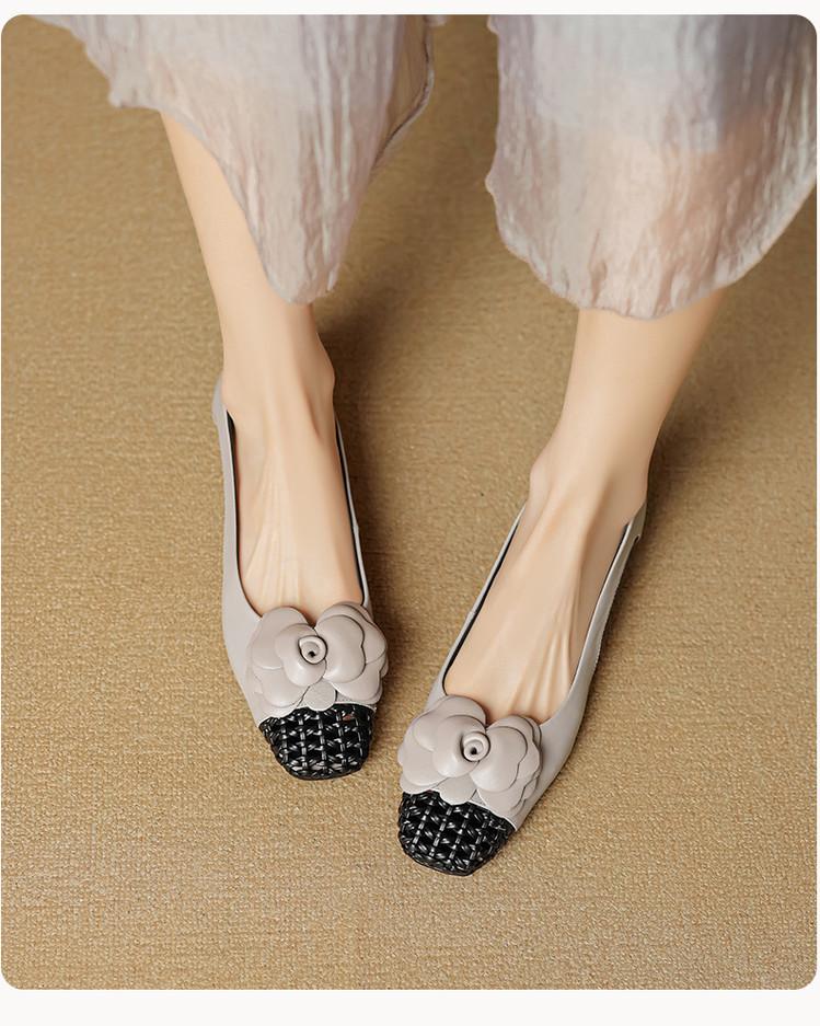 

Niche hollow woven square head shallow mouth single shoes French commuter camellia side empty thick heel bag head Roman sandals women 40 серый