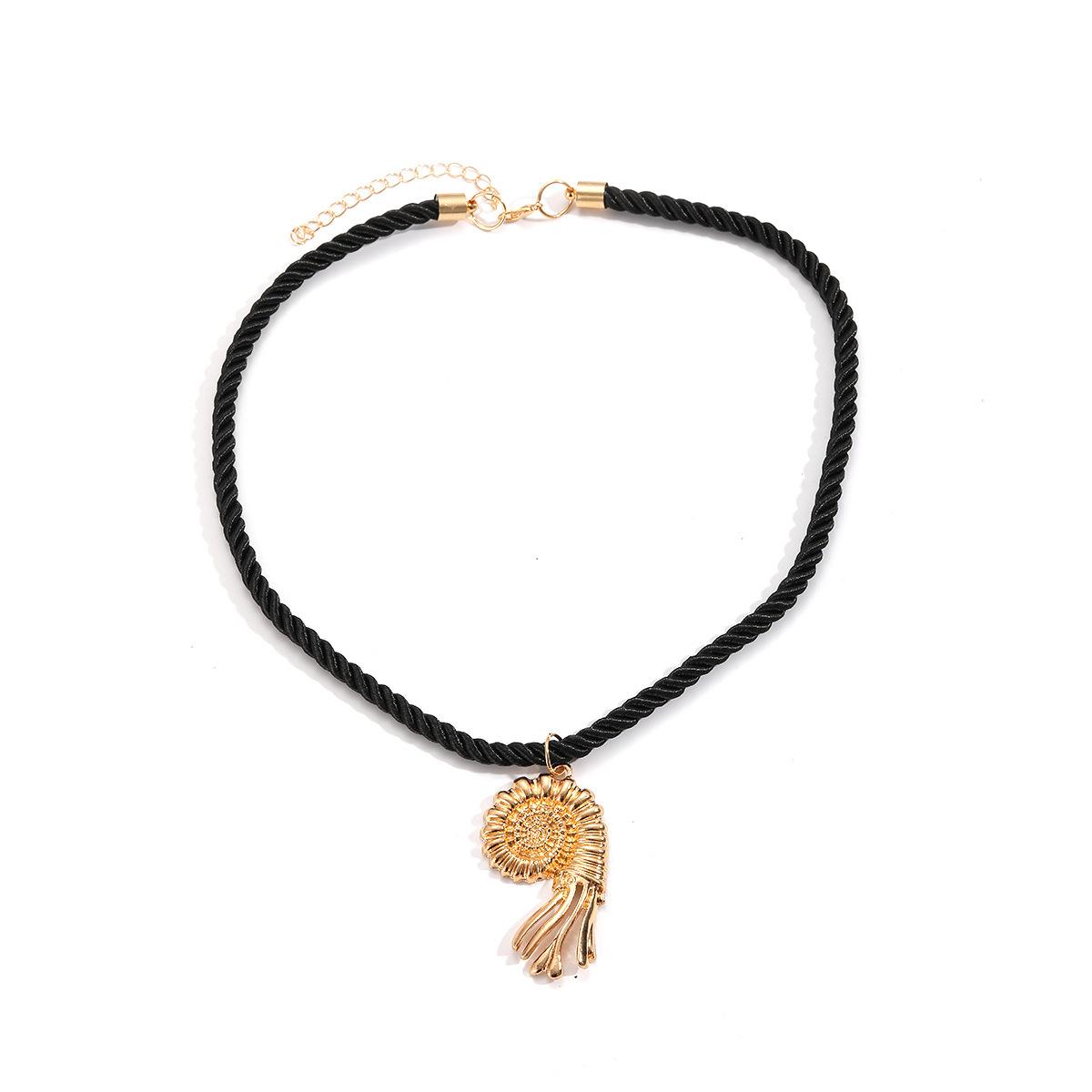 Natural beach ocean vacation style series conch pendant simple necklace women s fashionable collarbone chain