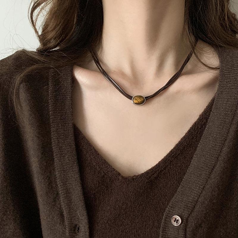 

Овальное колье Maillard Тигровый глаз для женщин - Легкая роскошь Осень/Зима Цепочка на ключицу Модная Высококачественная Бижутерия