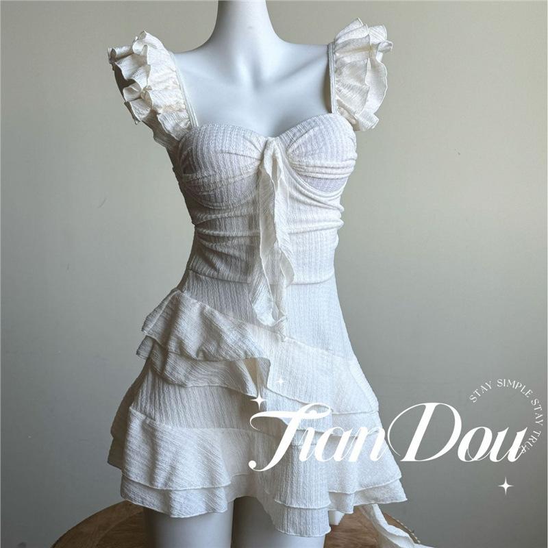 

[First Love White Dress] Premium Textured Holiday Pure Desire One-piece Swimsuit Bikini Conservative Meat Cover and Skinny Hot Spring M белый