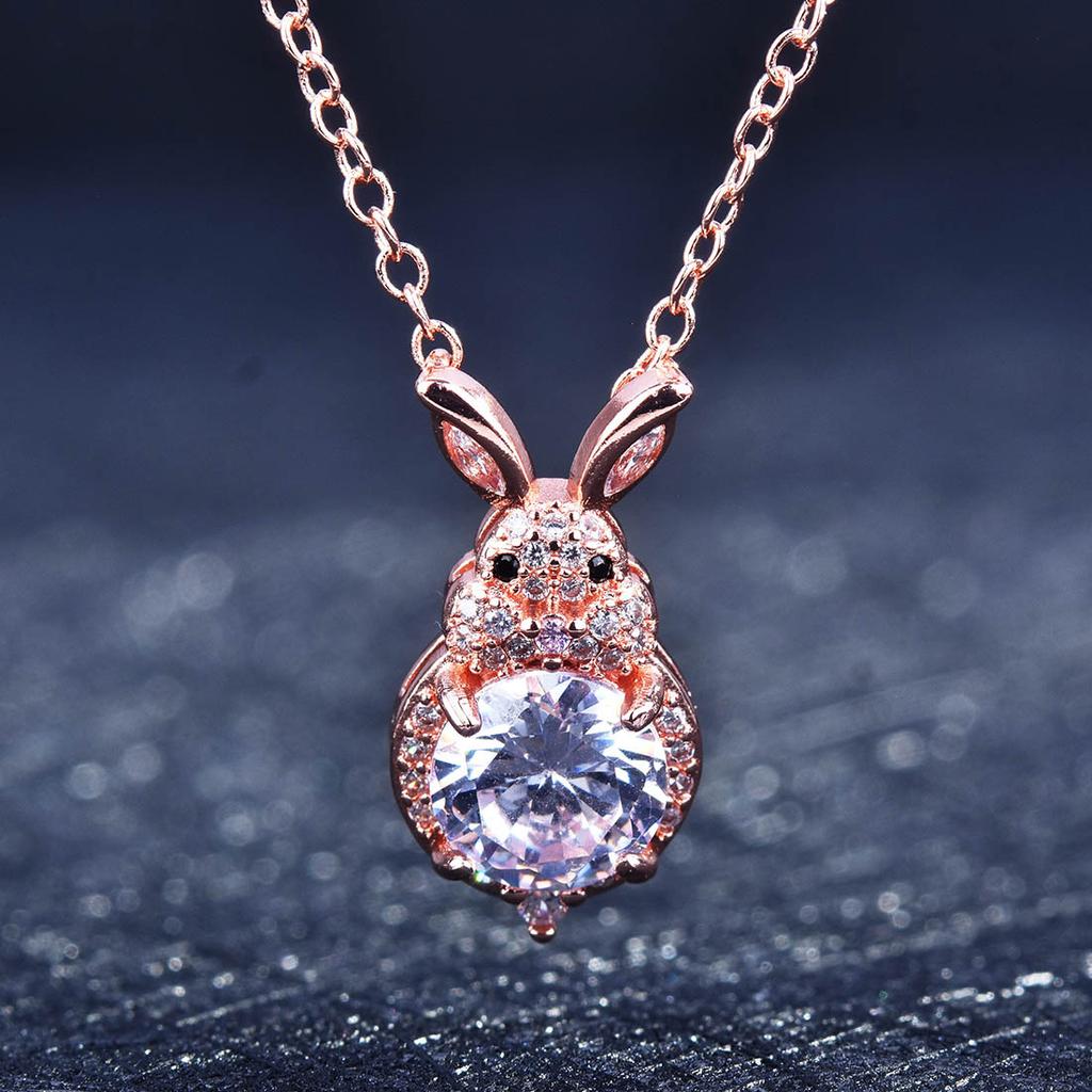 Imitation Moissanite Necklace 2 Carat Rabbit Mozzarella Diamond Pendant, Natal Year Zodiac Rabbit Element Necklace