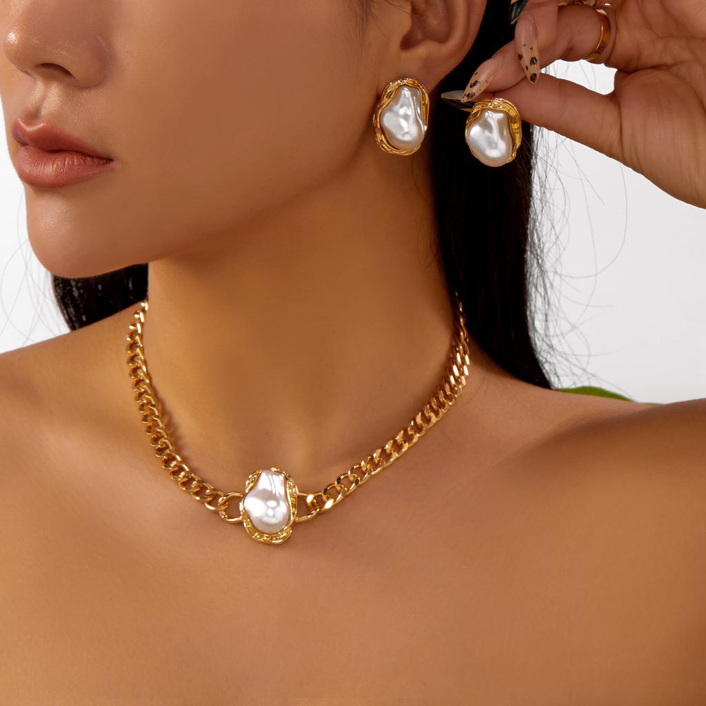 Vintage Baroque Imitation Pearl Jewelry Set for Women Metal Gold Color Open Cuff Bangle and Ring Party Daily Wear Jewelry Gift