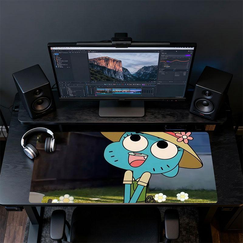 Nicole Watterson Mouse Pad, Large Gaming Desk Mat, Non-slip XXL Mousepad for Laptop & Tablet, Mini PC Playmat with Stitched Edges