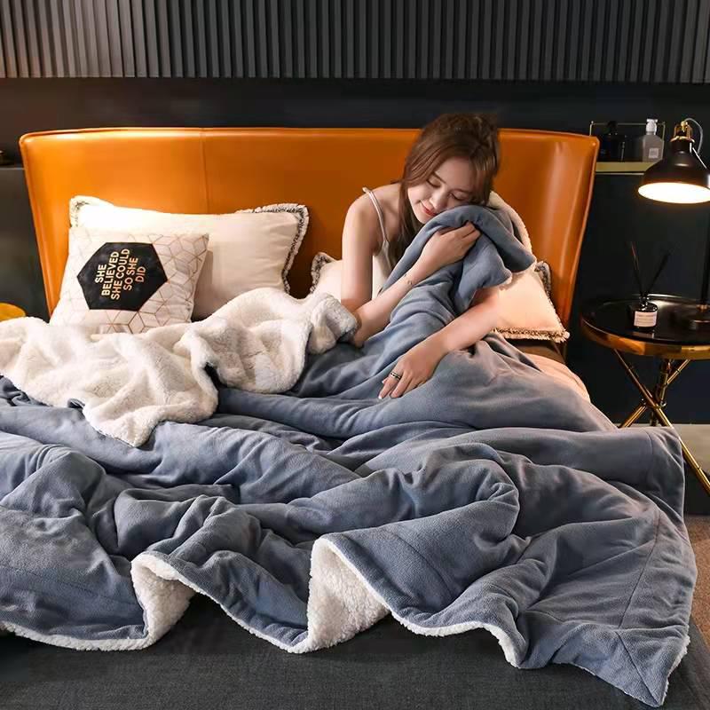 Double-Layer Thick Coral Fleece Lamb Winter Blanket - Flannel Composite