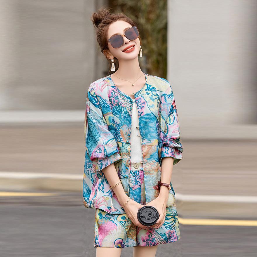 

Костюм женский Новый дизайн Темперамент Знаменитость Рубашка Шорты Комплект из двух предметов XXL