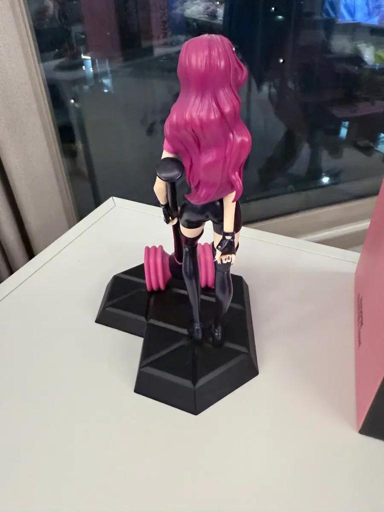 BLACKPINK Indexfigur Jisoo Figur Begagnad