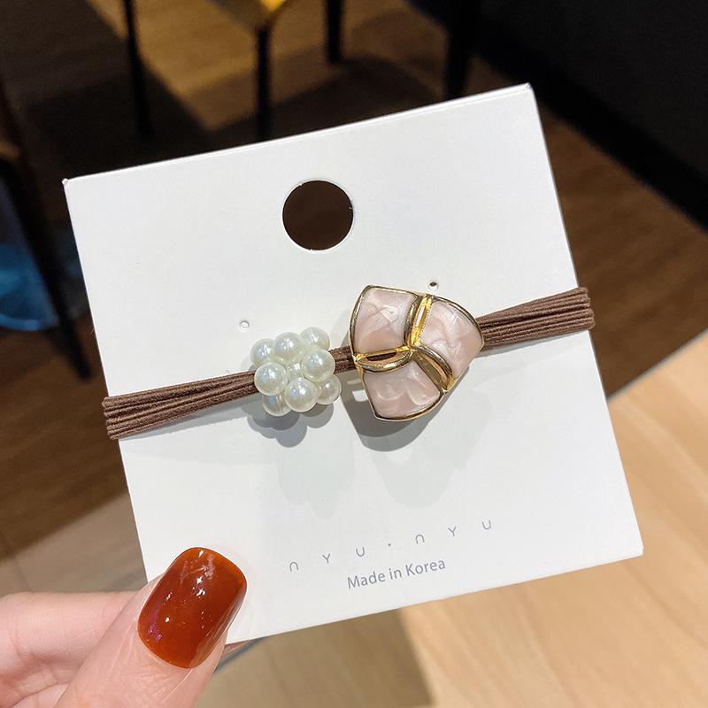 2024 New Pearl Hair Band - Simplistic, Elegant, Japanese-Inspired Style