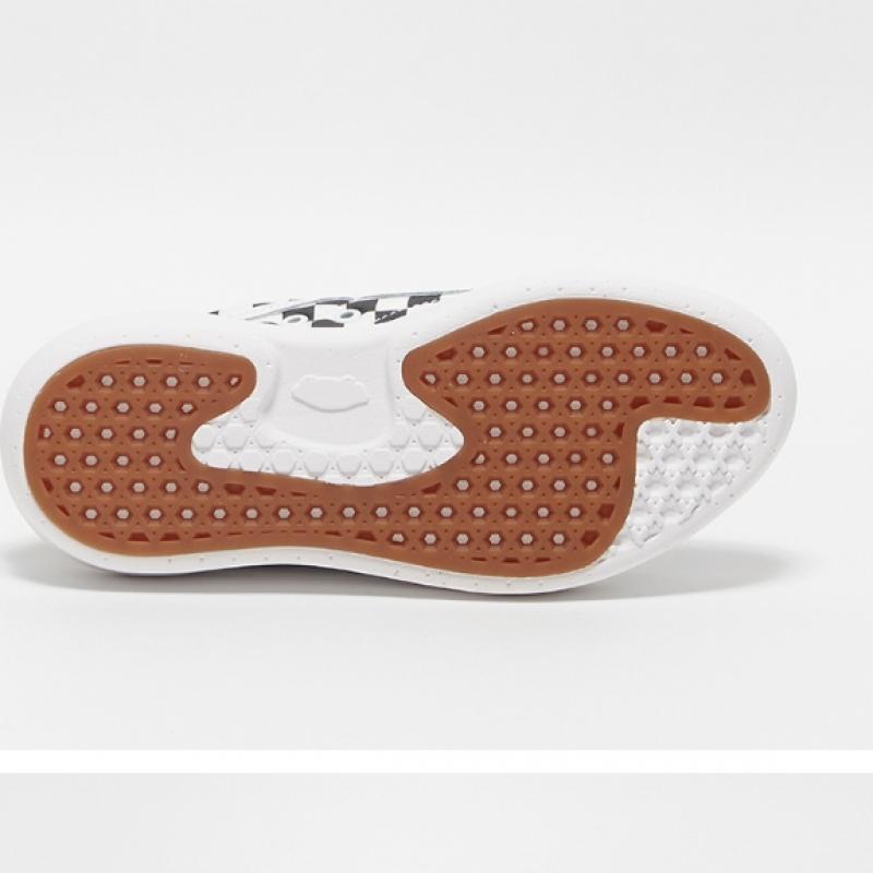 Barnes Old School Overt Cc   Checkerboard  Black Vn0a7q5e95y1