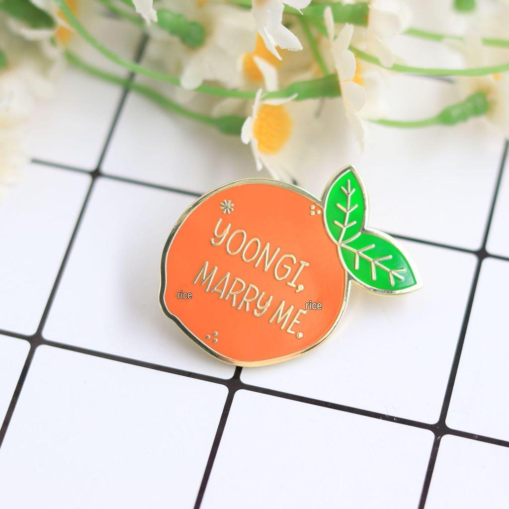 BTS Yoongi 'Marry Me' Fan Badge - Perfect for Backpacks, Hats, Clothing & DIY Accessories