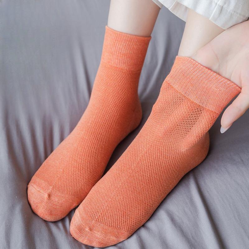 

Men s Summer Thin Solid Color Non Slip Mesh Breathable Moisture Wicking Tube Socks 1 pair чорний