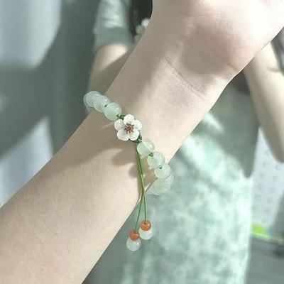 Douyin-Inspired Jade Beads Peach Blossom Bracelet: Stylish Women’s Niche Design, Versatile Gift for Best Friends & Students.