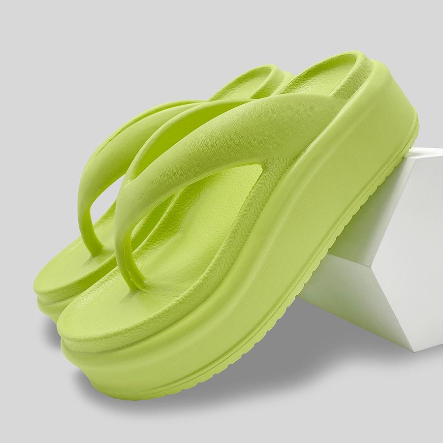 EVA thick bottom flip flops for women's summer height increasing slippers, fashionable outerwear, simple clip on sandals, and sponge heels