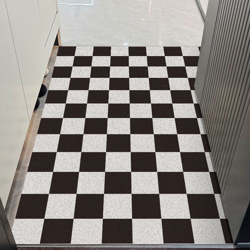 Die Eingangsmatte kann mit einer PVC-Haushaltsfußmatte gereinigt werden.. Die Eingangsfußmatte ist ein schmutzabweisender Cartoon-Teppich