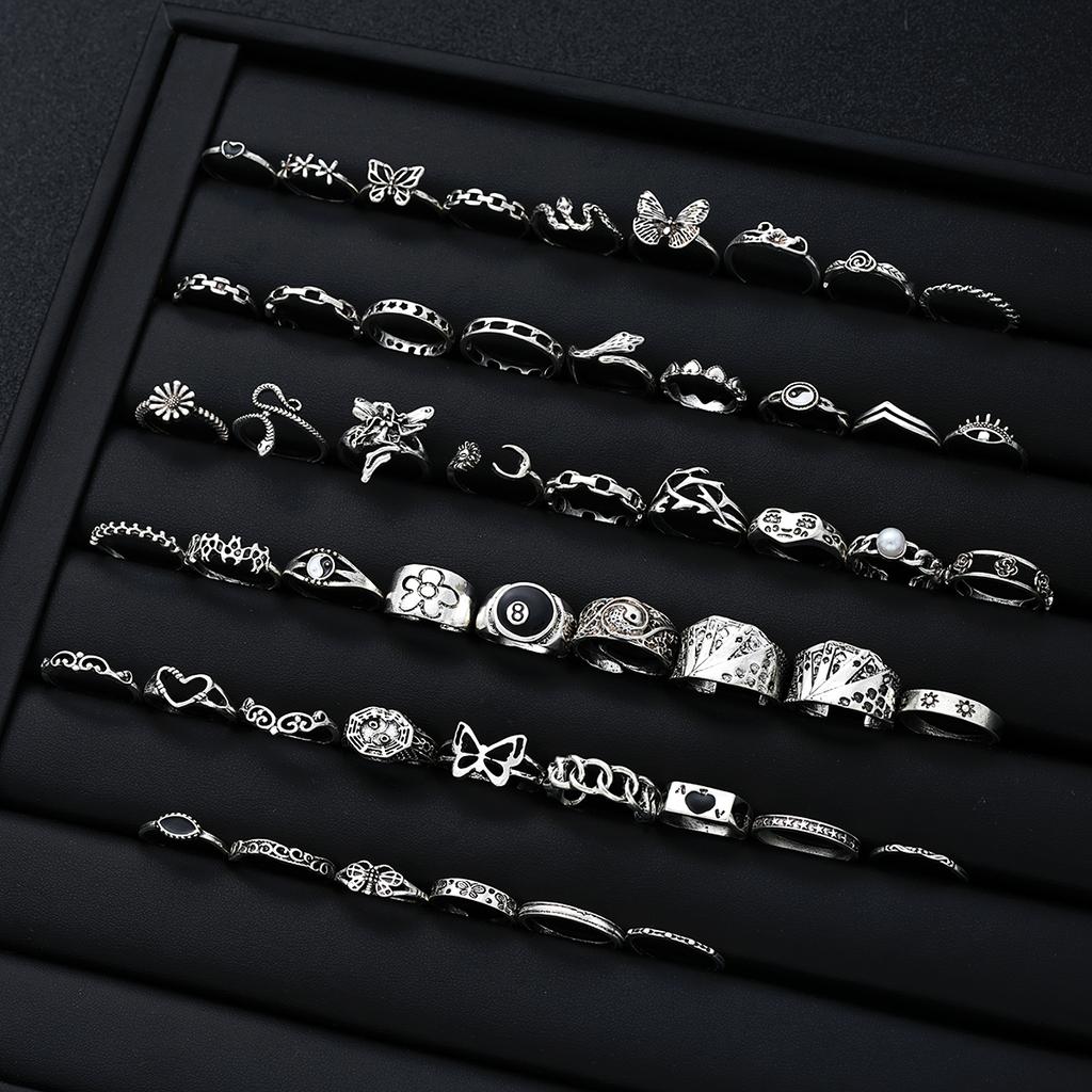 51pcs Gothic Punk Ring Set For Women Men Fashion Butterfly Heart Snake Design Match Ring Daily Wear Halloween Jewelry Gifts New