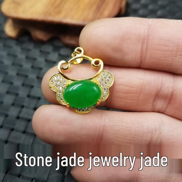 Taiwan Jade Spinach Green Pendant Necklace
