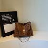Large-capacity bag women's winter new leisure chain shoulder messenger bag simple class commuter tote bag