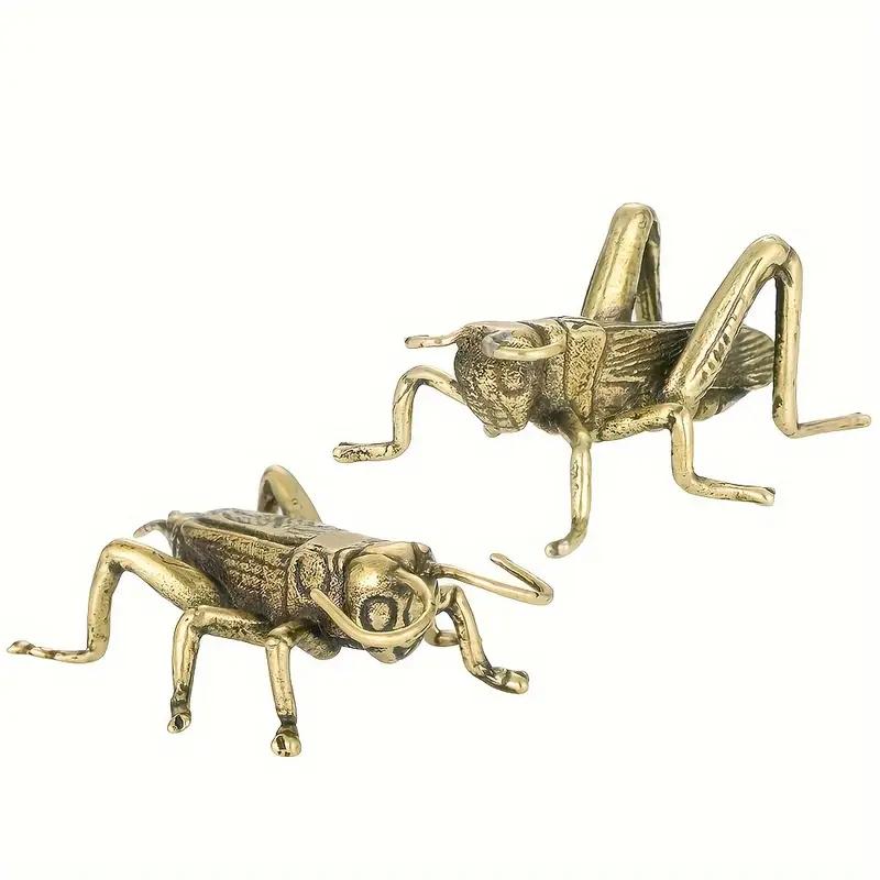 Two Bronze Grasshopper Statues, Lucky Feng Shui Wealth Sculpture Animal Artwork for Home Desk and Office Collection Decoration
