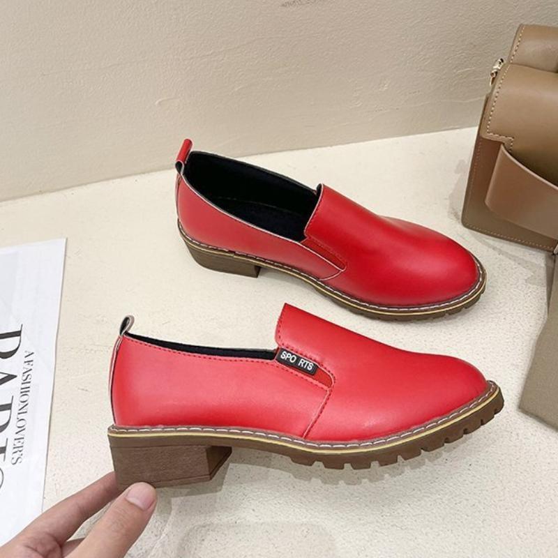 Women PU Leather Shoes Slip-on Flat Loafers Perfect for Casual Outfits