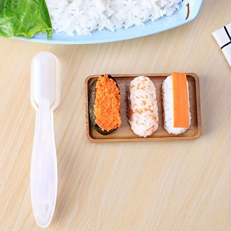 1PCS Hand-held Sushi Mold Making Single Rice Ball Mold Baby Japanese Cuisine Rice Ball Mold Tool Rice Ball Mold