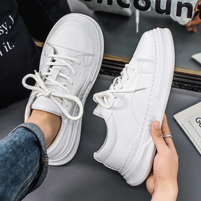 Herrenschuhe Frühjahr 2025 neue vielseitige Leder breite Füße großer Kopf Freizeitschuhe rutschfeste dicke Sohle Sport Brot Tide Schuhe