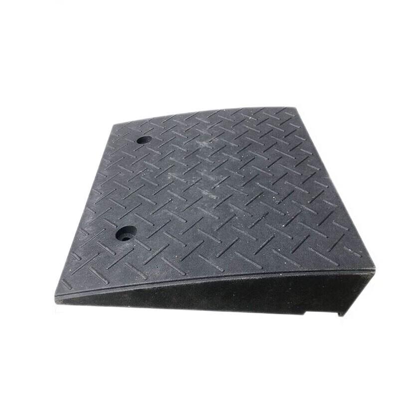 Black Rubber Curb Ramp