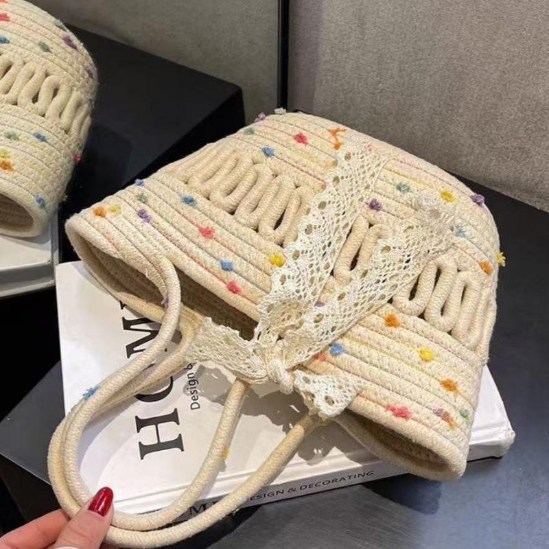 

Hepburn-Style French Straw Beach Bag - Women s Large Capacity Woven Crossbody & Shoulder Bag