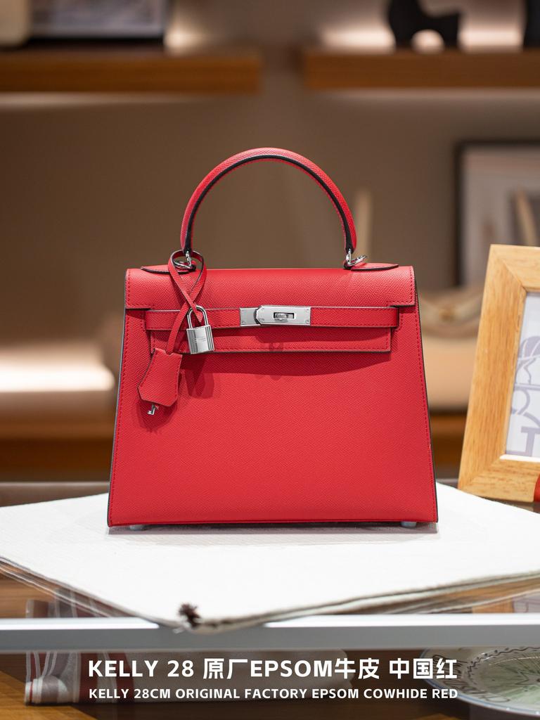 28 Second-Generation Cowhide Tote Bag Large Capacity Handbag Fashion Single Leather Decoration Womens Bag