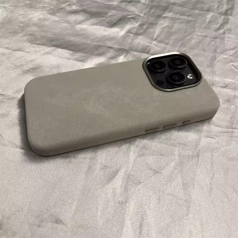 Magnetic Flannel Phone Case IPhone 17 Pro Max 16 15 With Microfiber Texture Shockproof Full Coverage