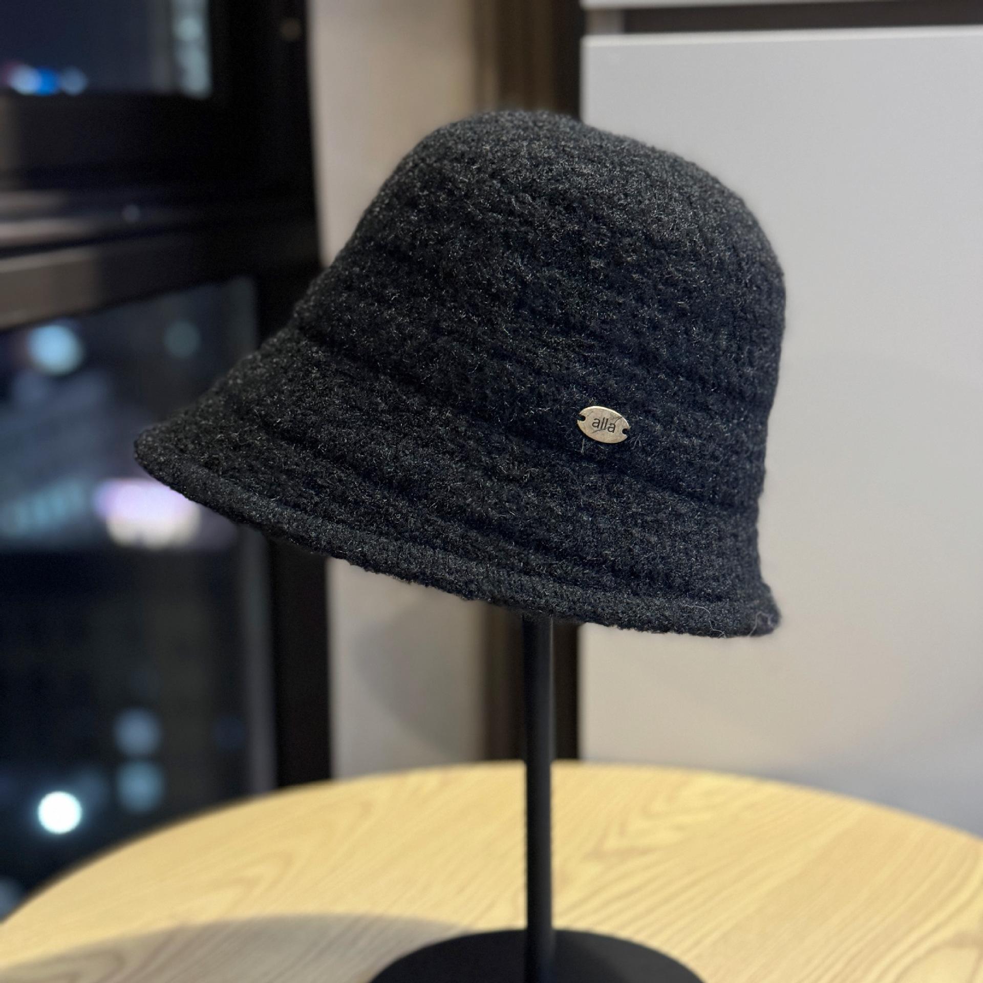

High-quality Korean-style irregular knitted fisherman hat for women, new autumn and winter large head circumference plush warm hat, trendy bucket hat Adult54-60Adjustable чёрный