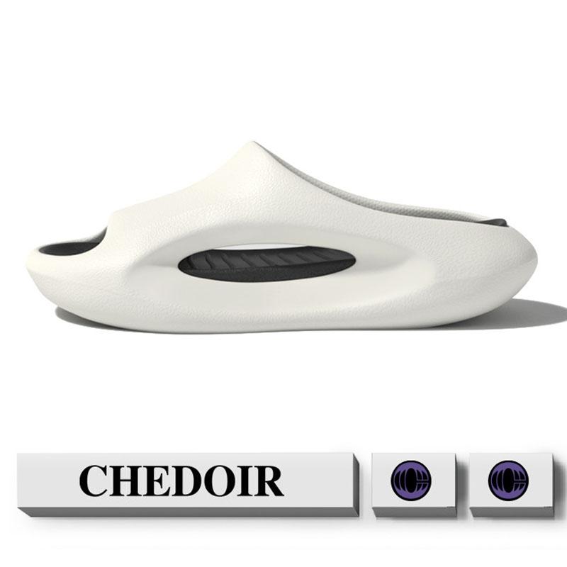 

Новые мужские летние нескользящие амортизирующие домашние тапочки из ЭВА с толстой подошвой, обувь для пар, пляжные тапочки с открытым носком 44/45 чёрный