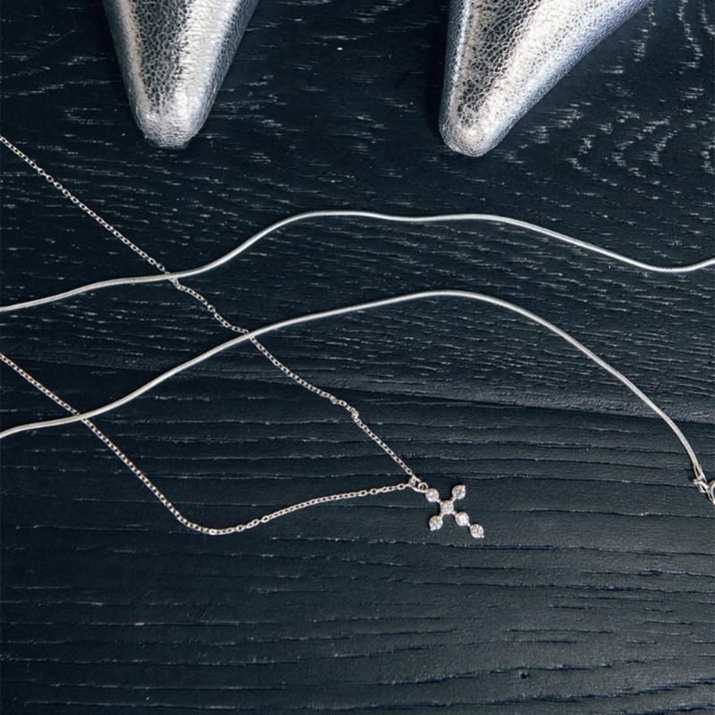 Verte 925 Silver Dew Necklace   un.Silver.212