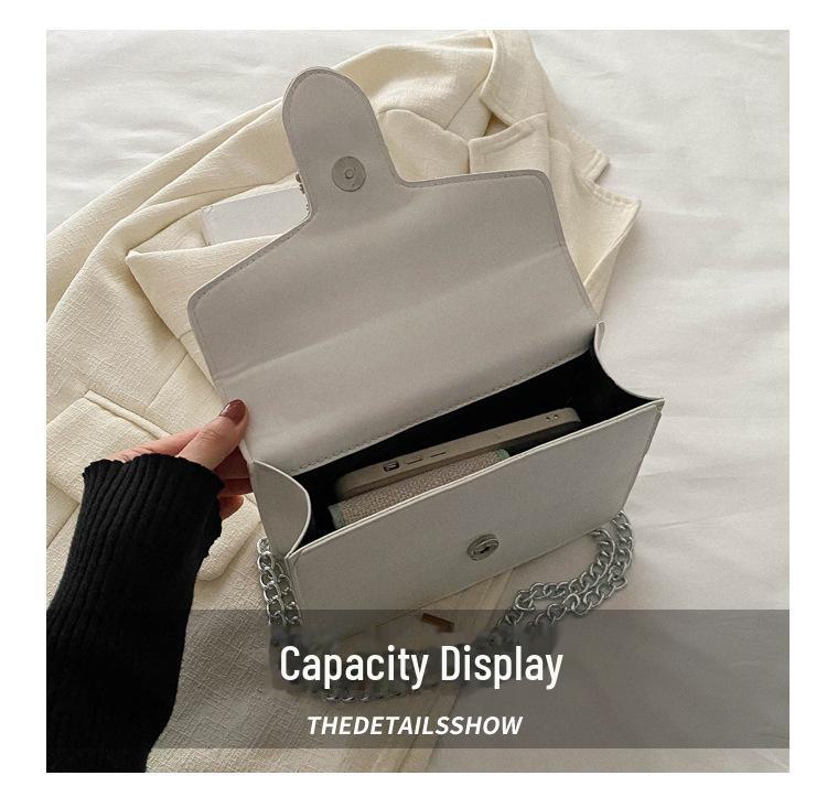 2025 Damenmode: Messenger Bag mit Kette im Western-Stil und Diamantschloss