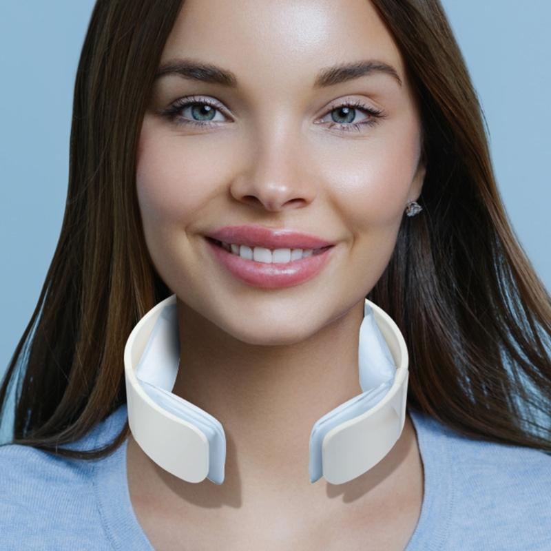 Gel Filled Neck Coolers with Ice Packs and Cooling Strap Plastic Texture Perfect for Outdoor Commuting Activity