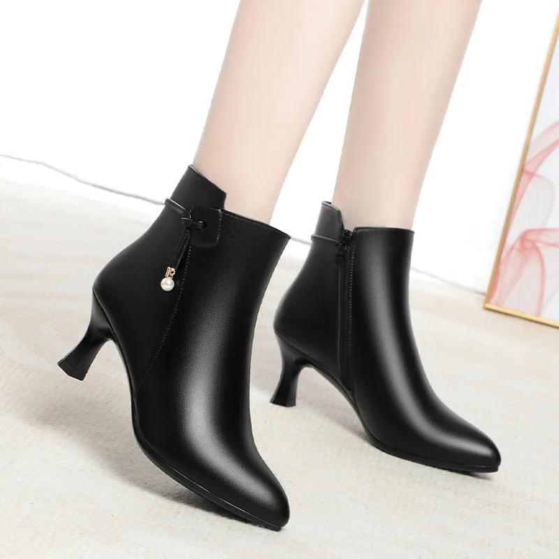 6cm Elegant Fashion Fall Winter Soft Leather Shoes Women Boots 2025 Black Med Kitten Heels Ankle Boots with Fur for Office Mom