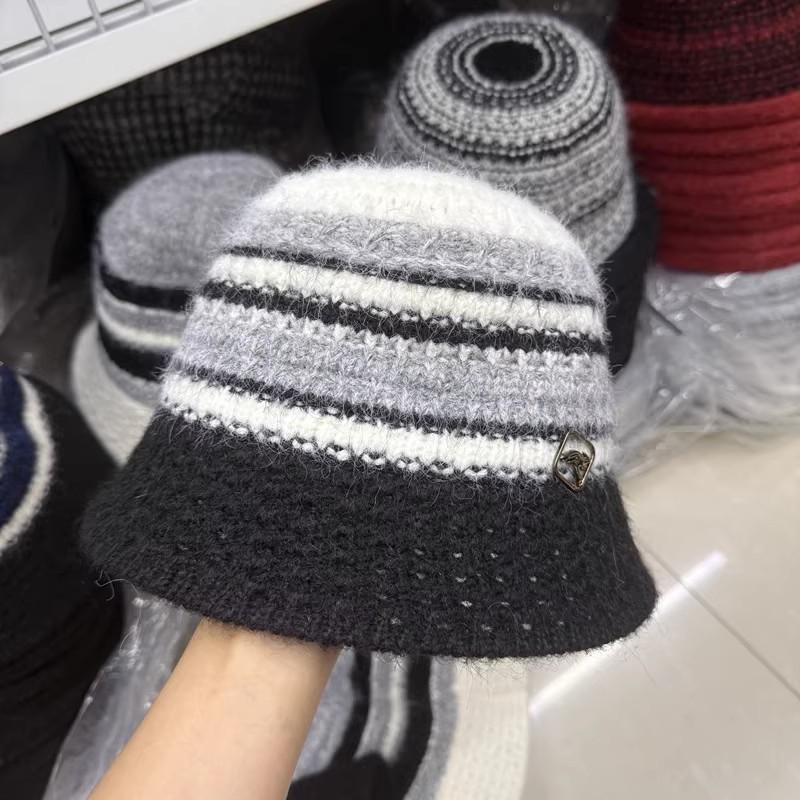 Autumn and Winter New Ethnic Style Color Knitted Warm Bucket Hat Women's Outdoor Face Small Knitted Bucket Hat Women's Basin Hat