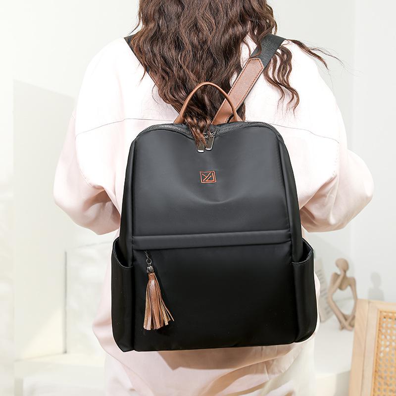 Schoolbag Casual Backpack for Women 1011 New Fashionable Versatile Commuter Backpack for Women, Large Capacity Lightweight Student Bag