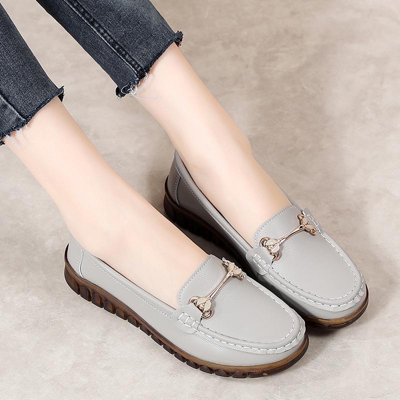 2023 Spring Women's Soft Loafers - Korean Style Metal Slip-ons, White Commuter Shoes for Mom