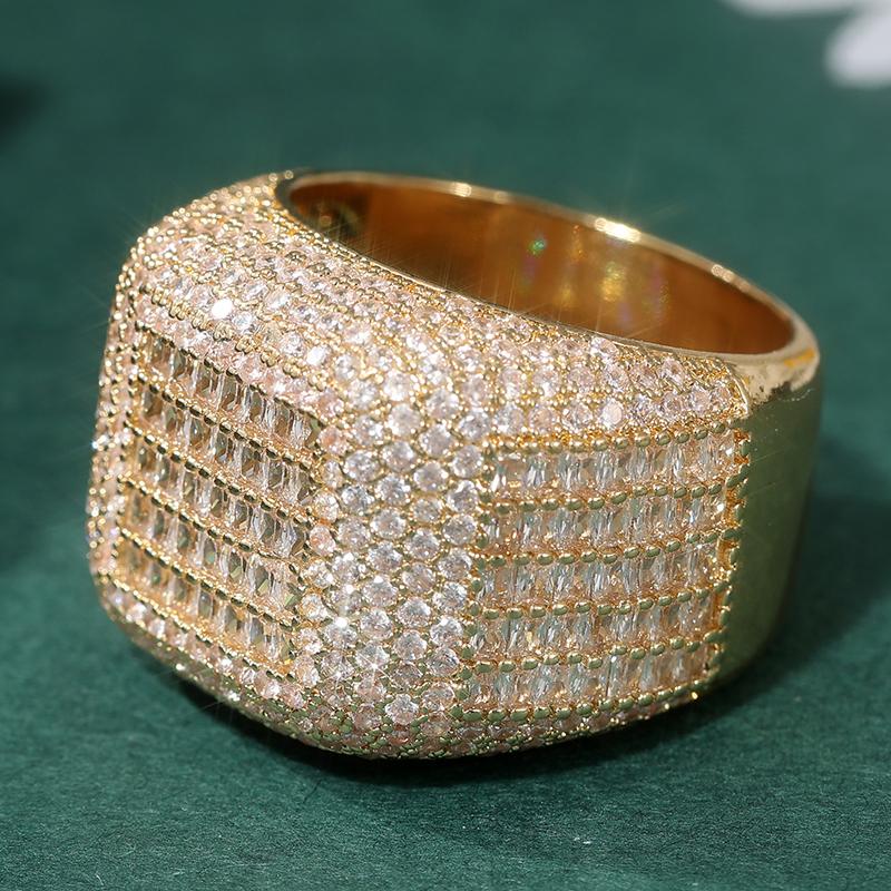 Gorgeous Golden Plated Wedding Wide Ring for Women's Square Shaped Fashion Sparking Wedding Engagement Party Jewelry Accessories