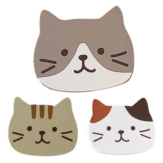 Cute Cat-Shaped Wooden Coaster Set Heat-Resistant Non-Slip Table Mat for Cups Mugs Rustic Kitchen Decor Gift for Cat Lovers