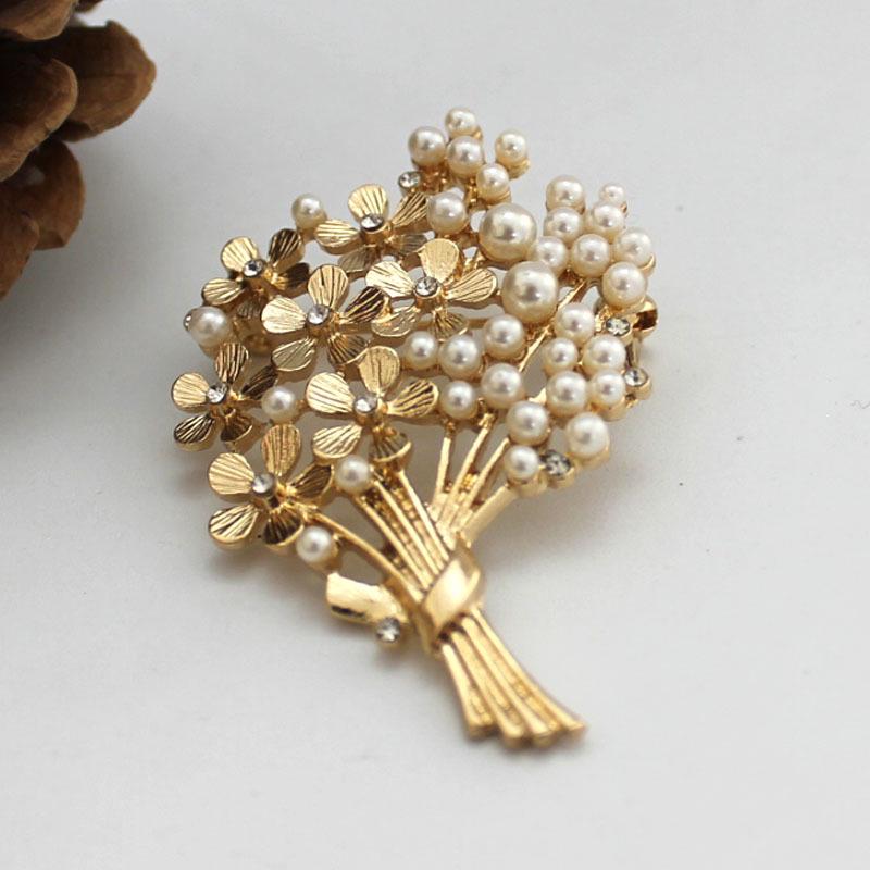 Elegant Retro Bouquet Pearl Brooch - European, American, Japanese & Korean Fashion