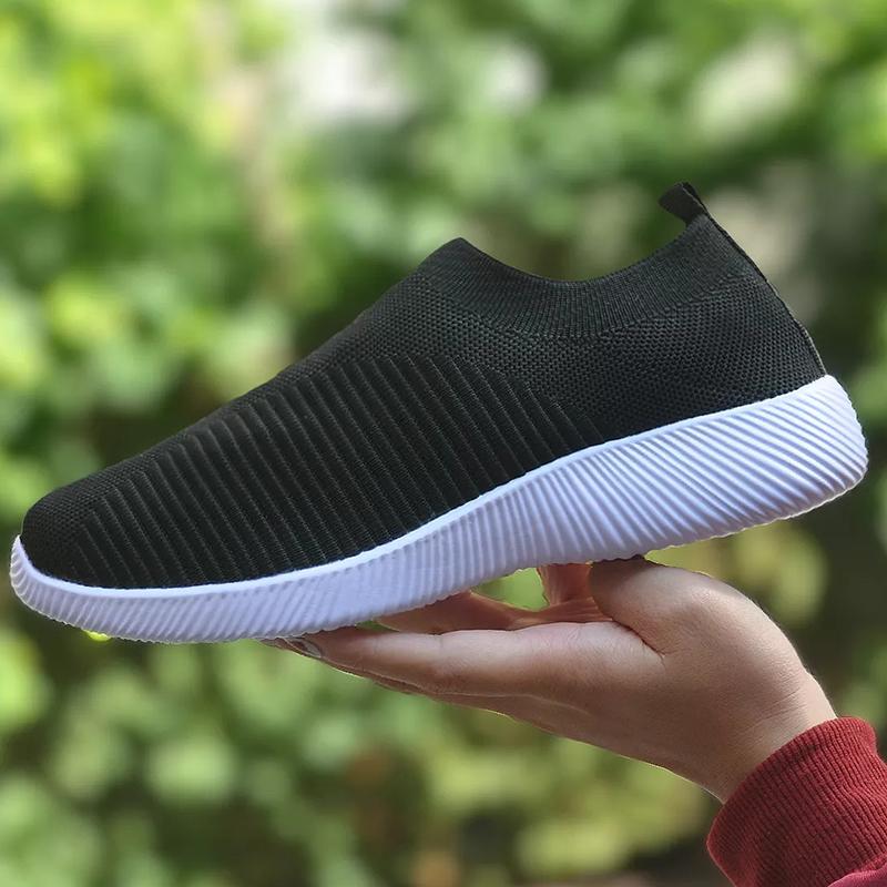 Women Flat Slip on White Shoes Woman Lightweight White Sneakers Women Summer Autumn Casual Chaussures Femme Basket Flats Shoes