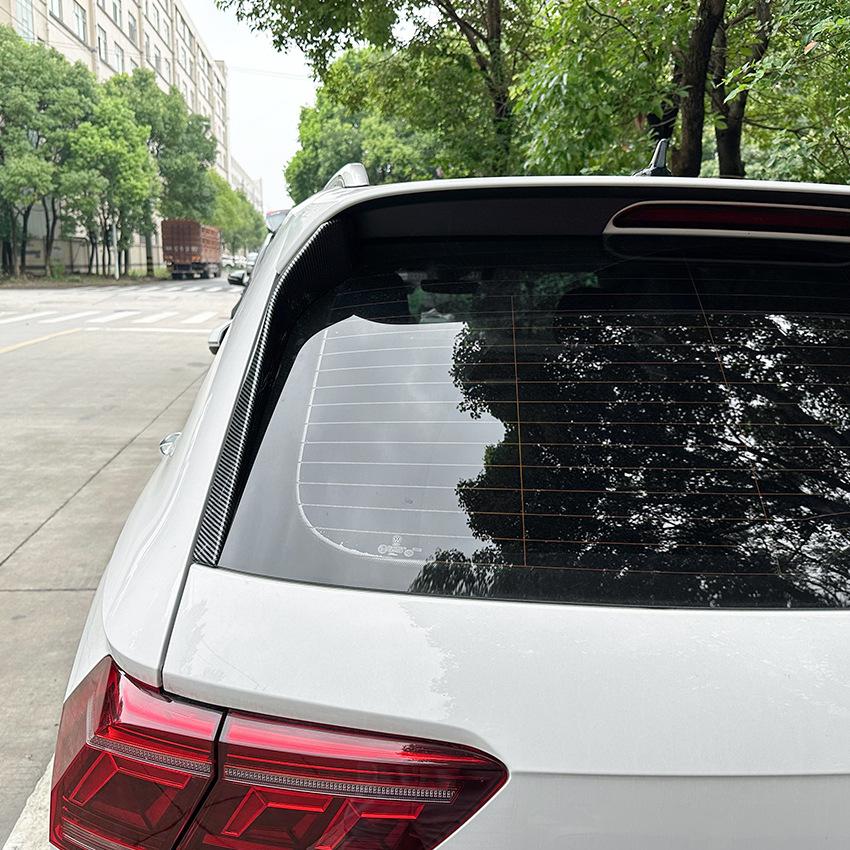 Hinterer Seitenspoiler Flügel Schutzaufkleber Abdeckung für Volkswagen Tiguan Rline MK2 2017+ Carbonfaser-Look / Glänzend schwarz