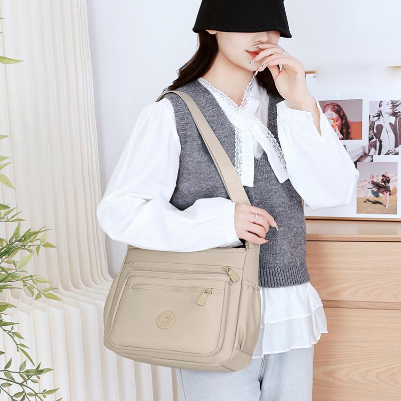 Commuter Shoulder Bag Women's Crossbody Bag Lightweight Water-Repellent Nylon Bag