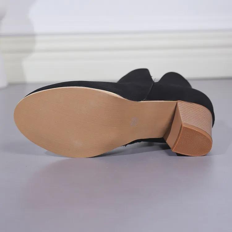 Damenstiefel mit spitzer Zehenpartie und hohem Absatz im koreanischen Stil: Herbst/Winter 2024 Kollektion