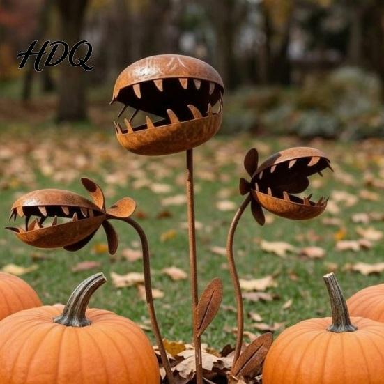 Flower Pot Stake Carnivorous Plant Garden Stake Metal Venus Flytrap Sculpture Rusty