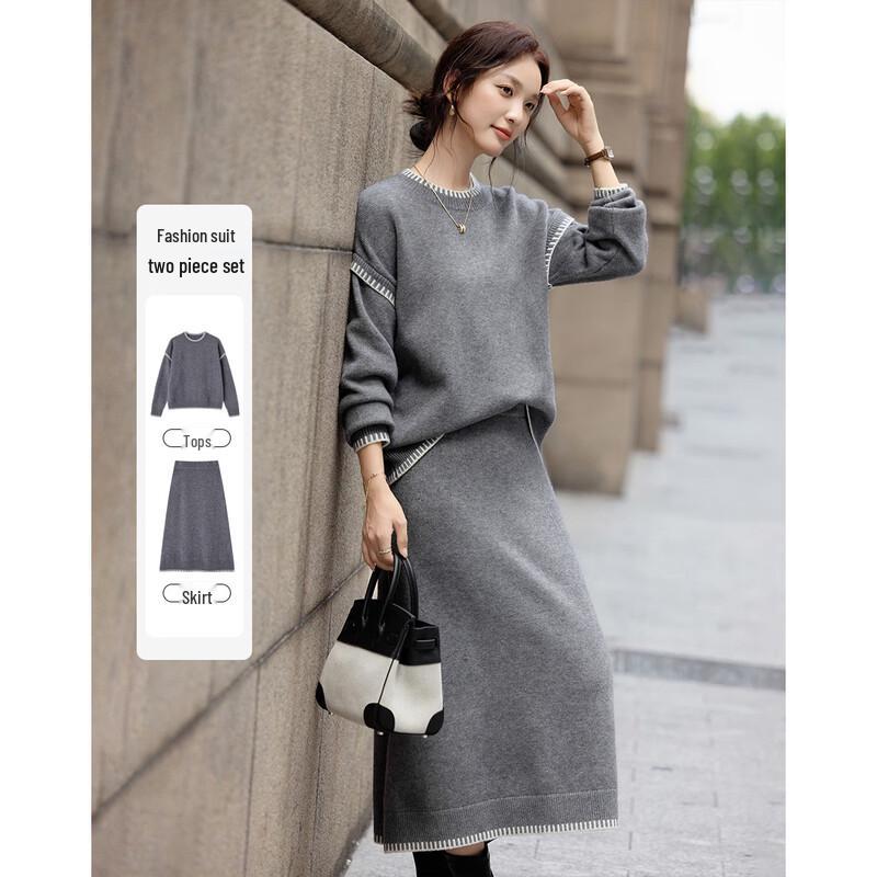 

Demana Women s Colorblock Knit Two-Piece Set M