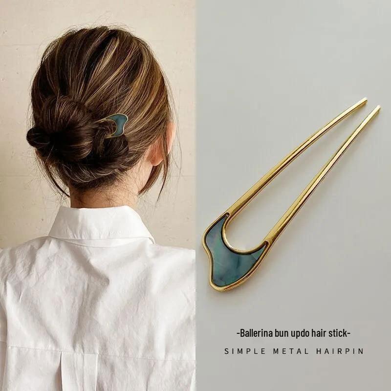 

Elegant U-Shaped Metal Hair Fork with Shell Design