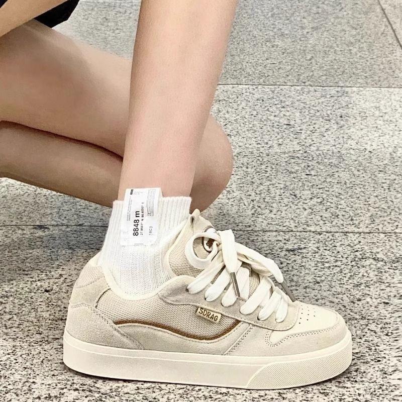 New beige flip fur letter sole bread shoes women's versatile low-top board shoes thick-soled breathable casual sports shoes